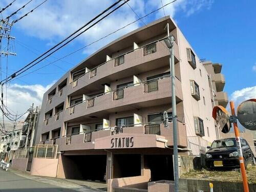 ステイタスマンション香椎 3階建