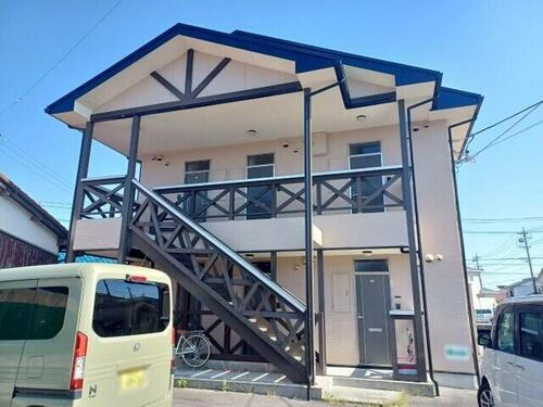 三重県鈴鹿市十宮３丁目 2階建 築21年4ヶ月