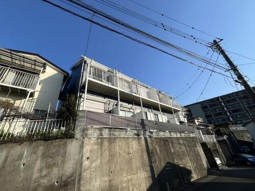 神奈川県伊勢原市板戸 賃貸アパート