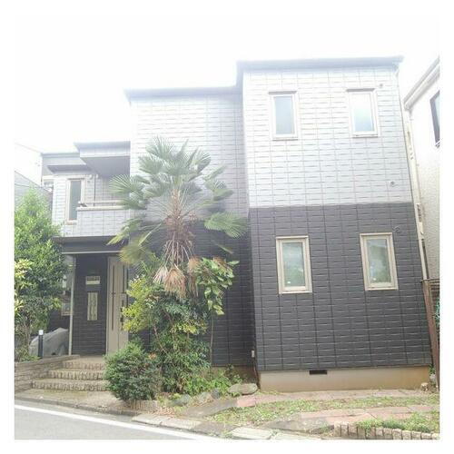 メゾンＭ・Ｇ 2階建