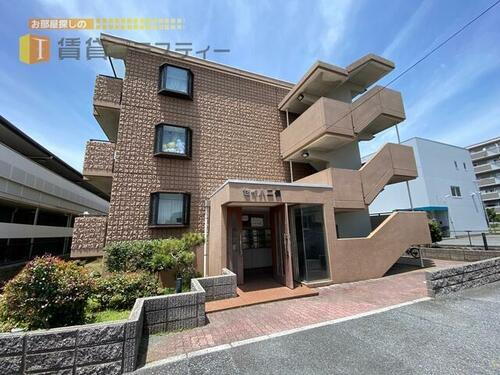 千葉県市川市二俣１丁目 3階建
