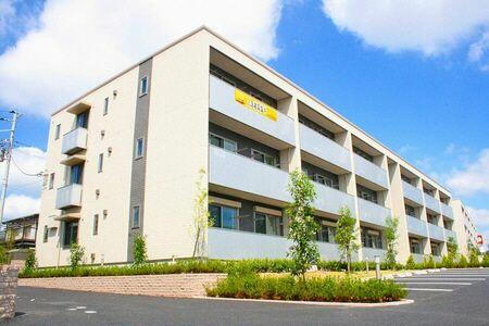 千葉県鎌ケ谷市東道野辺４丁目 賃貸マンション