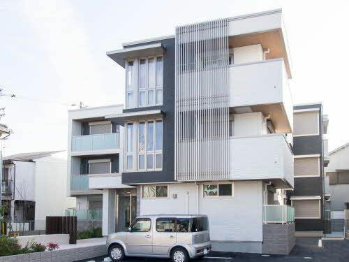 シャーメゾン近松