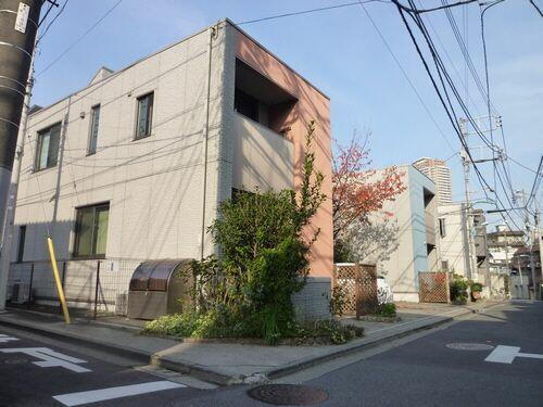 東京都新宿区富久町 賃貸アパート