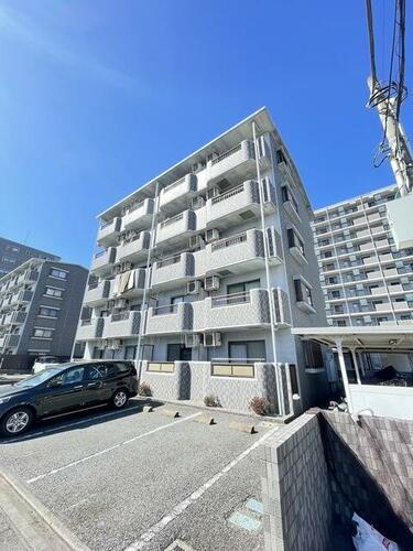 Ｂｒｕｇｇｅ（ブルージュ） 5階建
