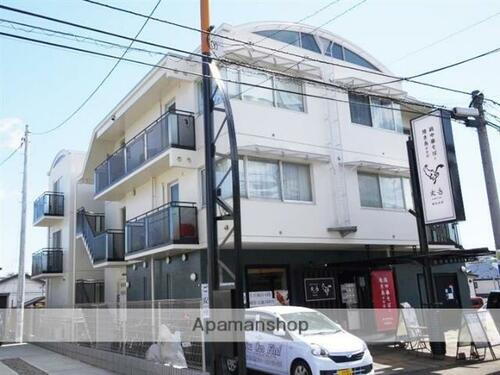 Ｆａｍｉｌｉａｒ南光台 3階建
