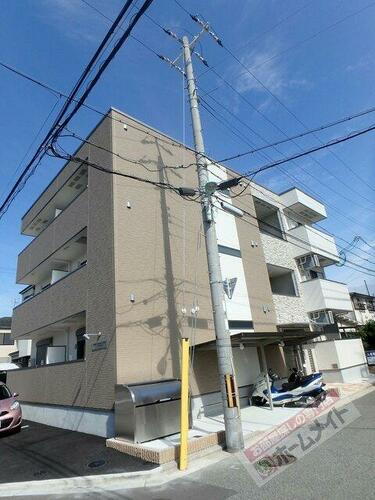 大阪府堺市西区浜寺石津町中５丁 3階建 築9年