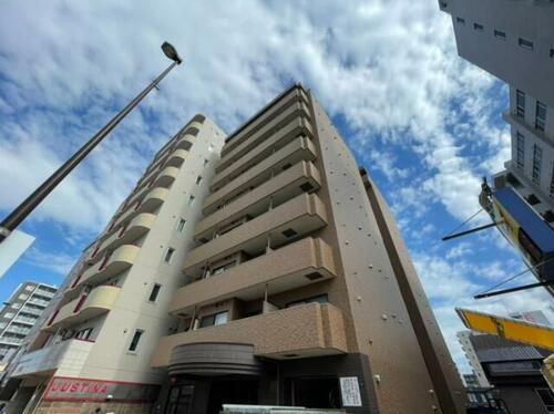 グランデ・トール 10階建