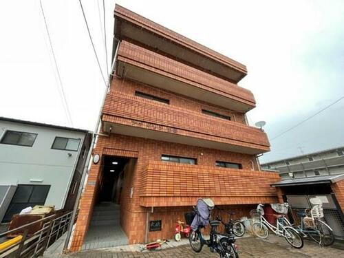 プチメゾン正田 3階建