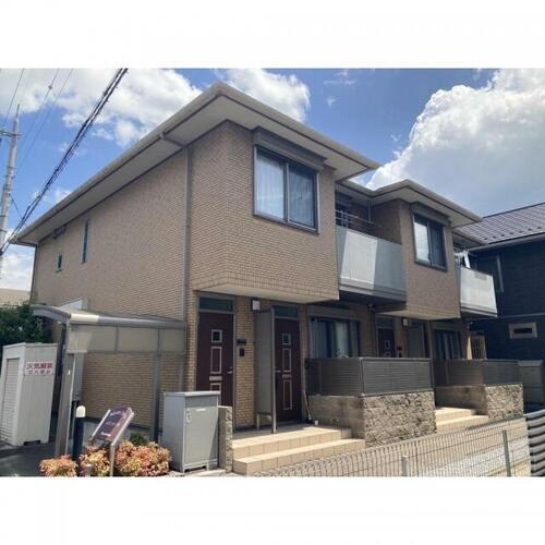メゾン　セーブル 2階建