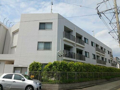 神奈川県横浜市泉区中田北１丁目 3階建