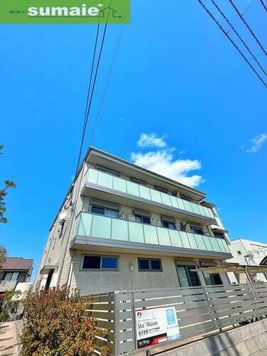 ベレオ和歌山駅東 3階建