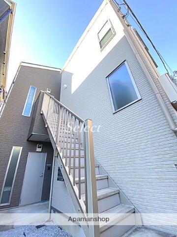 神奈川県横浜市磯子区中原２丁目 2階建