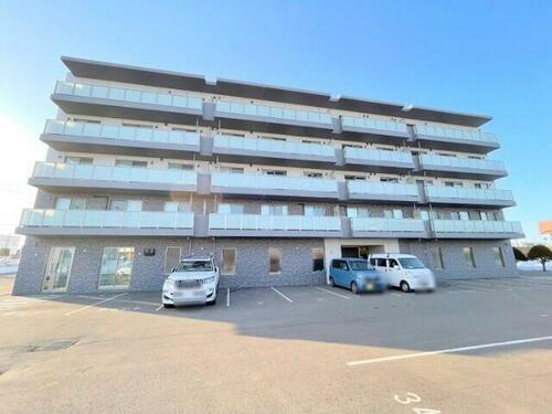 北海道札幌市手稲区前田十条１０丁目 5階建