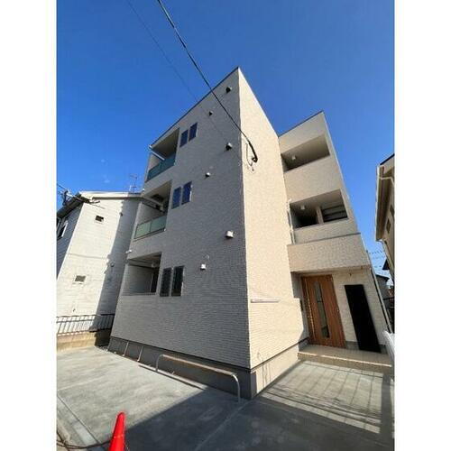 福岡県福岡市東区和白２丁目 3階建 築2年9ヶ月