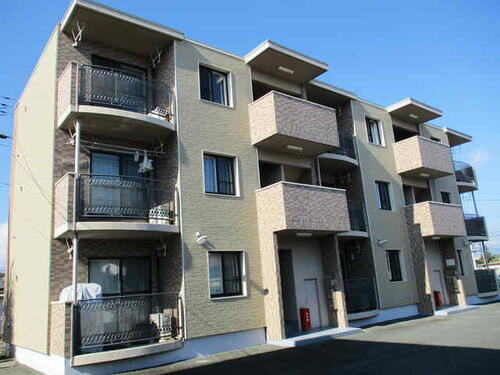 アーグラスＡ 3階建