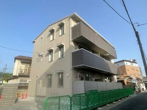 フロレゾン和白 3階建