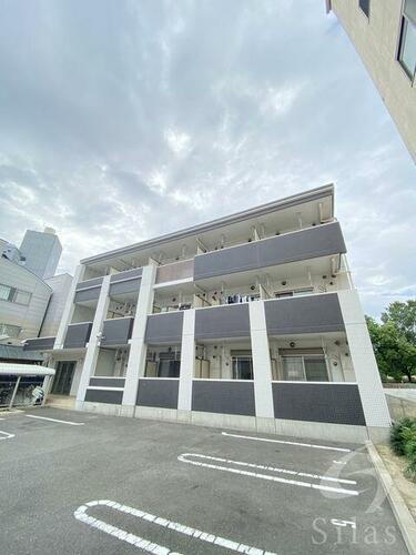 大阪府大阪市西成区南津守６丁目 3階建 築12年10ヶ月