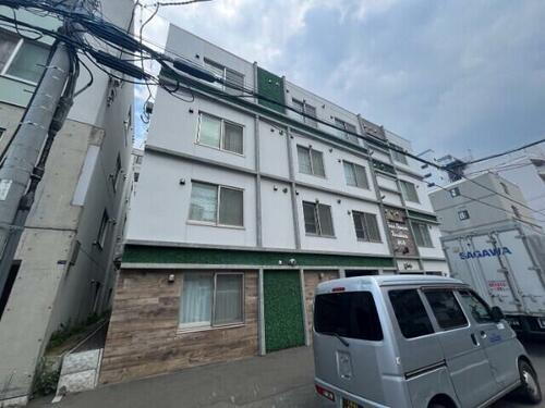 北海道札幌市中央区南六条西１３丁目 4階建 築3年5ヶ月