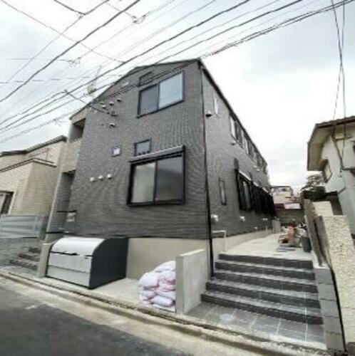 東京都練馬区小竹町１丁目 2階建 築3年7ヶ月