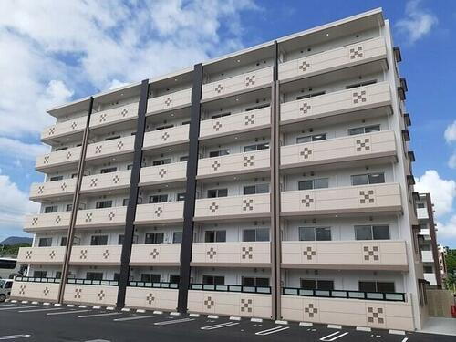 かりゆし　プランドールⅡ 6階建