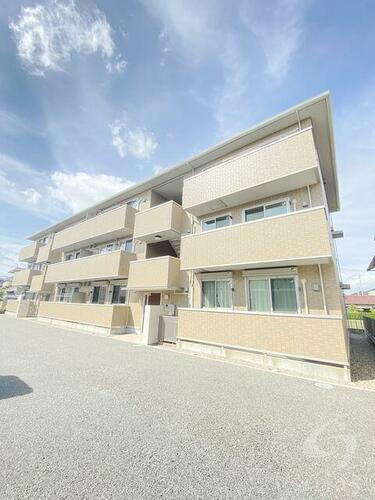 兵庫県明石市大久保町松陰 3階建