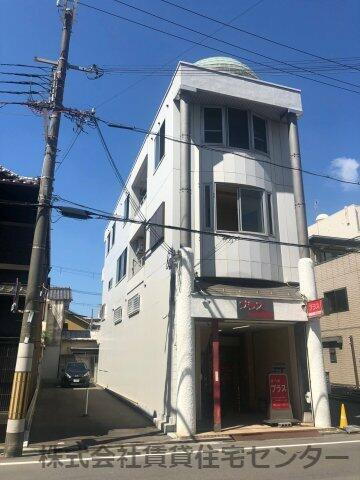 本町ビル 4階建