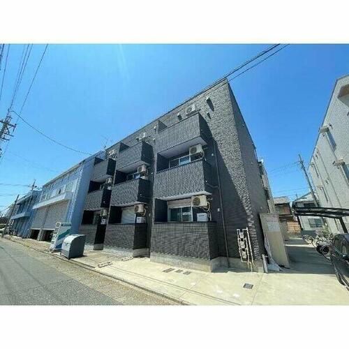 ＣＡＳＡ　ＭＥＤＩＯ 3階建