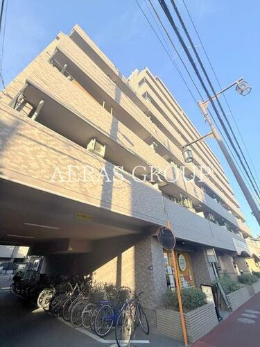 東京都足立区伊興本町１丁目 8階建