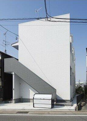 ルミエール　黄金 2階建