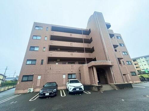 三重県四日市市小牧町 賃貸マンション