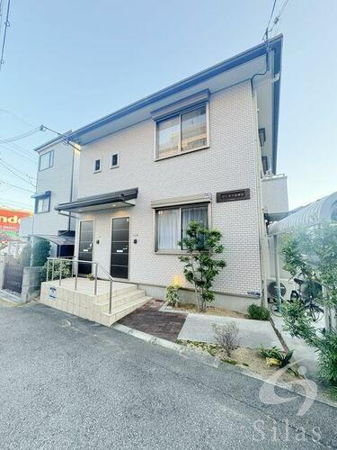 兵庫県宝塚市伊孑志３丁目 2階建