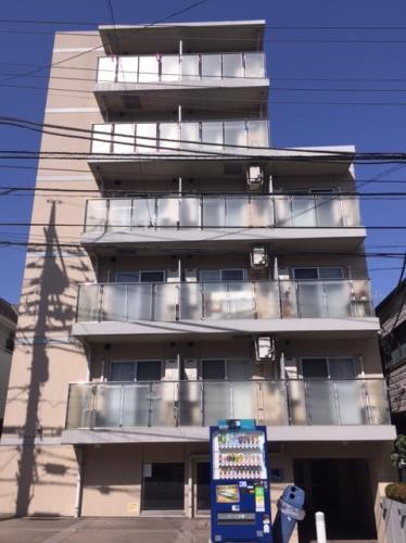 神奈川県横浜市神奈川区松見町４丁目 賃貸マンション