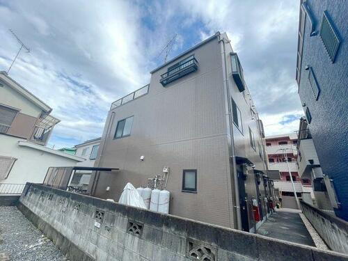 グランレーヴ 2階建