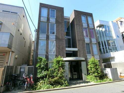 ＬＡＰｉＳ原宿ＩＩ 4階建
