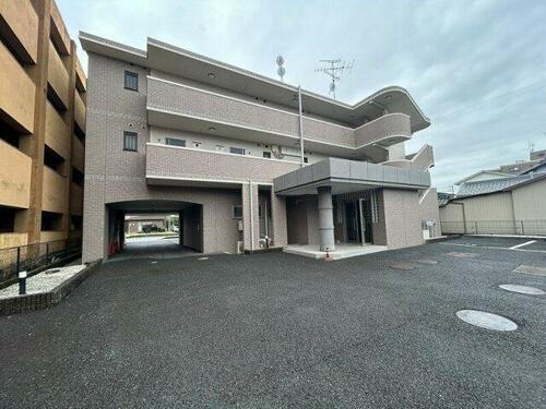 ベルコートＭＹＡ 3階建