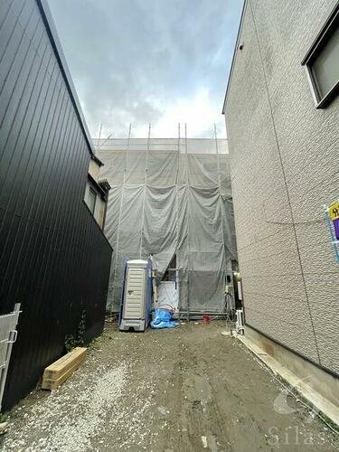 大阪府大阪市生野区鶴橋５丁目 3階建