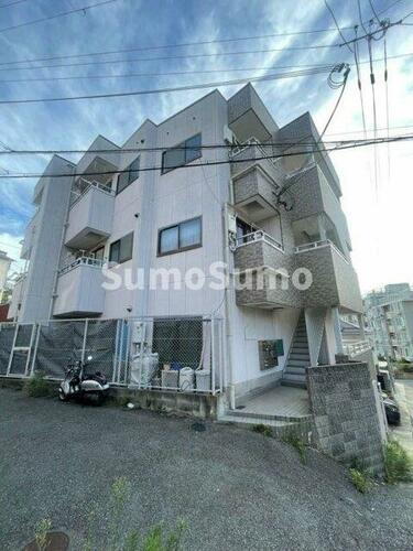 兵庫県神戸市長田区五位ノ池町４丁目 3階建