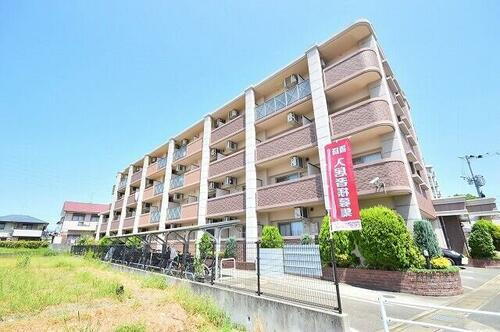 福岡県糟屋郡粕屋町内橋東３丁目 4階建 築18年5ヶ月