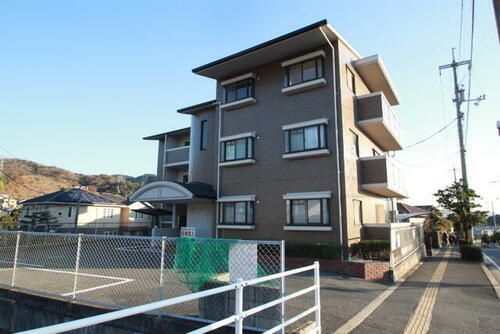 広島県安芸郡府中町みくまり２丁目 賃貸マンション