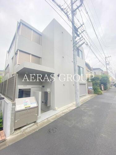 エスポアール明大前 3階建