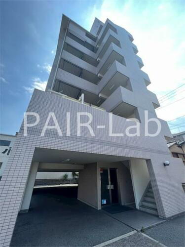 メゾン前田 7階建