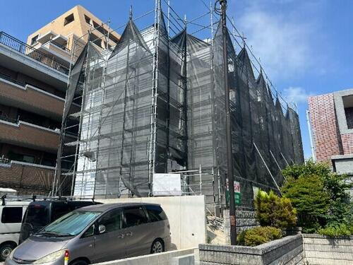 福岡県福岡市東区香椎駅前３丁目 3階建