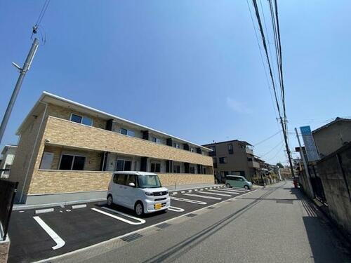 兵庫県姫路市名古山町 2階建
