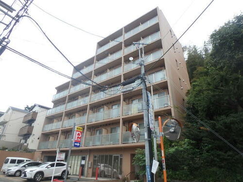 ベルパーシモン 7階建