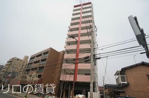 グラディート吉塚駅東