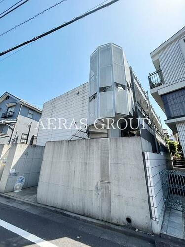 ネオコート久が原 地上2階地下1階建
