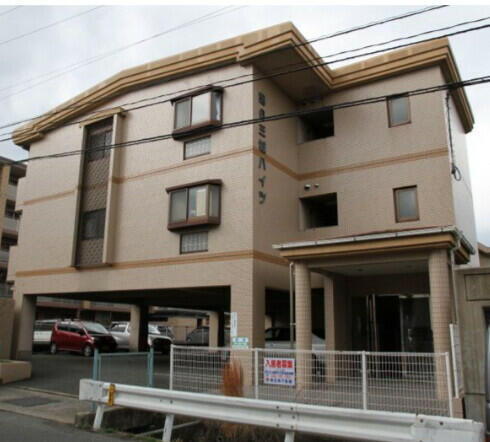 福岡県那珂川市道善１丁目 3階建 築36年9ヶ月