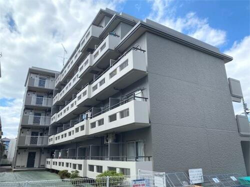 グランドハイツ斉藤Ｂ棟 5階建