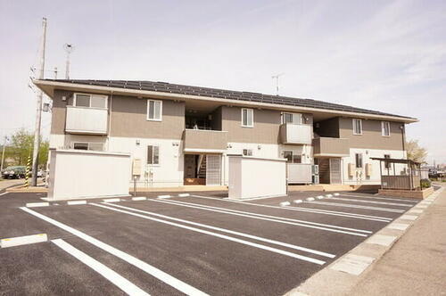 新潟県新潟市東区石山１丁目 2階建 築9年3ヶ月